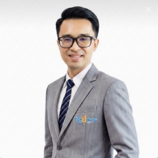 อาจารย์ กวีเชษฐ์ เปีย